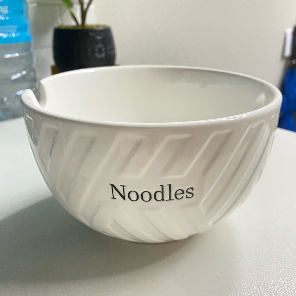Porcelain Noodle Bowl